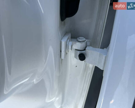 Белый Фольксваген Поло, объемом двигателя 1.4 л и пробегом 136 тыс. км за 9950 $, фото 140 на Automoto.ua