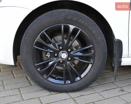 Білий Фольксваген Поло, об'ємом двигуна 1.4 л та пробігом 211 тис. км за 7500 $, фото 2 на Automoto.ua