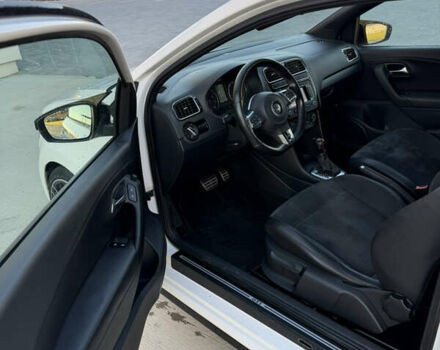 Белый Фольксваген Поло, объемом двигателя 1.4 л и пробегом 227 тыс. км за 7800 $, фото 7 на Automoto.ua