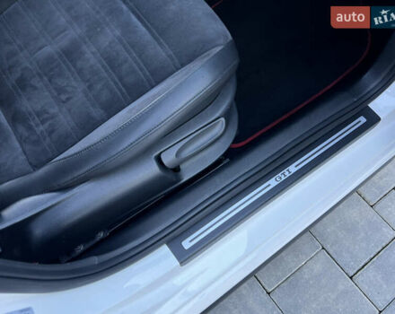 Белый Фольксваген Поло, объемом двигателя 1.4 л и пробегом 136 тыс. км за 9950 $, фото 95 на Automoto.ua