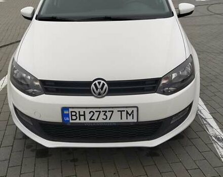Белый Фольксваген Поло, объемом двигателя 1.39 л и пробегом 175 тыс. км за 7500 $, фото 2 на Automoto.ua