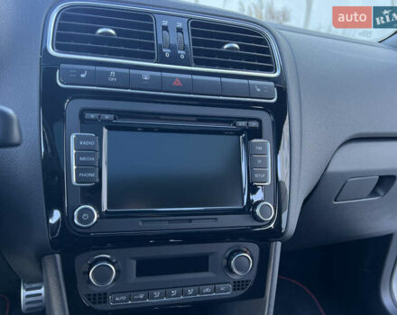 Белый Фольксваген Поло, объемом двигателя 1.4 л и пробегом 136 тыс. км за 10650 $, фото 76 на Automoto.ua