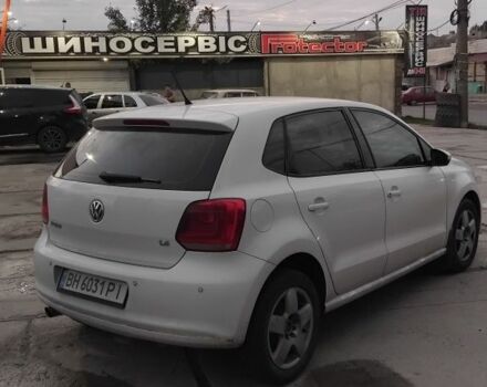 Белый Фольксваген Поло, объемом двигателя 1.4 л и пробегом 200 тыс. км за 6500 $, фото 1 на Automoto.ua