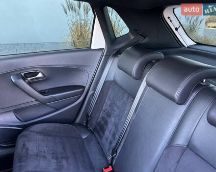 Белый Фольксваген Поло, объемом двигателя 1.4 л и пробегом 136 тыс. км за 10650 $, фото 159 на Automoto.ua