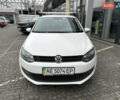 Белый Фольксваген Поло, объемом двигателя 1.2 л и пробегом 212 тыс. км за 6000 $, фото 5 на Automoto.ua