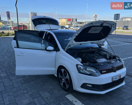 Белый Фольксваген Поло, объемом двигателя 1.4 л и пробегом 136 тыс. км за 9950 $, фото 145 на Automoto.ua