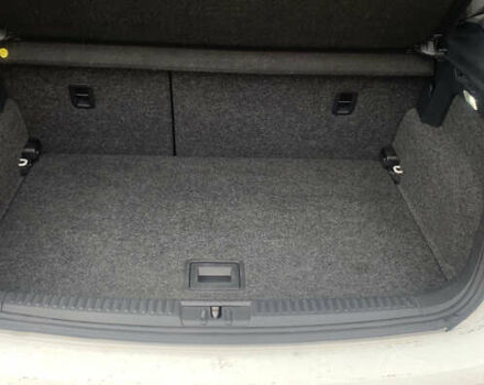 Белый Фольксваген Поло, объемом двигателя 1.2 л и пробегом 207 тыс. км за 8900 $, фото 21 на Automoto.ua