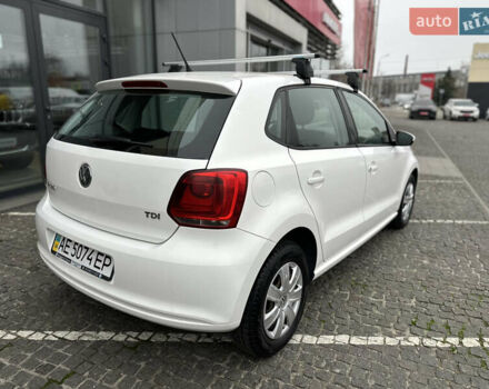 Белый Фольксваген Поло, объемом двигателя 1.2 л и пробегом 212 тыс. км за 6000 $, фото 11 на Automoto.ua