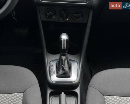 Білий Фольксваген Поло, об'ємом двигуна 1.39 л та пробігом 226 тис. км за 7350 $, фото 26 на Automoto.ua