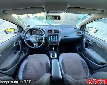 Белый Фольксваген Поло, объемом двигателя 1.4 л и пробегом 202 тыс. км за 7200 $, фото 5 на Automoto.ua