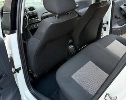 Білий Фольксваген Поло, об'ємом двигуна 1.2 л та пробігом 248 тис. км за 6500 $, фото 6 на Automoto.ua