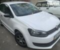 Белый Фольксваген Поло, объемом двигателя 1.2 л и пробегом 206 тыс. км за 5400 $, фото 1 на Automoto.ua