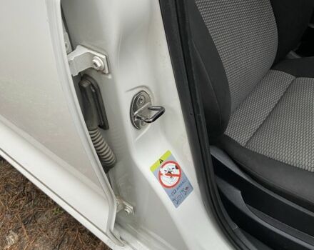 Білий Фольксваген Поло, об'ємом двигуна 1.2 л та пробігом 250 тис. км за 6200 $, фото 14 на Automoto.ua