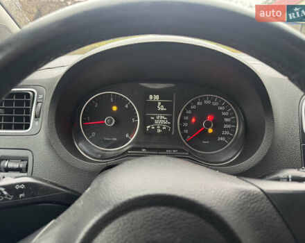 Белый Фольксваген Поло, объемом двигателя 1.6 л и пробегом 320 тыс. км за 6000 $, фото 12 на Automoto.ua