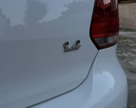 Білий Фольксваген Поло, об'ємом двигуна 1.39 л та пробігом 142 тис. км за 9000 $, фото 5 на Automoto.ua