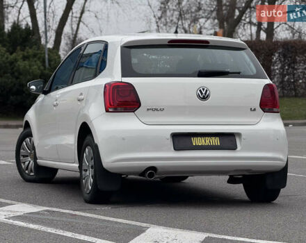 Білий Фольксваген Поло, об'ємом двигуна 1.39 л та пробігом 226 тис. км за 7350 $, фото 17 на Automoto.ua