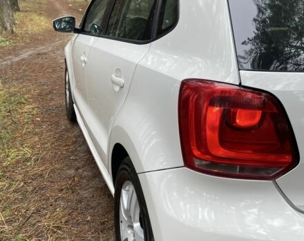 Білий Фольксваген Поло, об'ємом двигуна 1.2 л та пробігом 250 тис. км за 6200 $, фото 6 на Automoto.ua