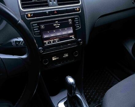 Белый Фольксваген Поло, объемом двигателя 1.2 л и пробегом 121 тыс. км за 6350 $, фото 9 на Automoto.ua