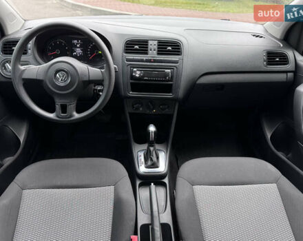 Білий Фольксваген Поло, об'ємом двигуна 1.39 л та пробігом 226 тис. км за 7350 $, фото 20 на Automoto.ua