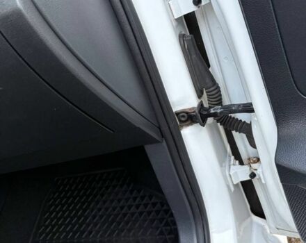 Білий Фольксваген Поло, об'ємом двигуна 1.2 л та пробігом 248 тис. км за 6500 $, фото 13 на Automoto.ua