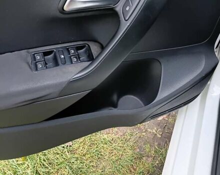 Білий Фольксваген Поло, об'ємом двигуна 1.39 л та пробігом 227 тис. км за 7000 $, фото 9 на Automoto.ua