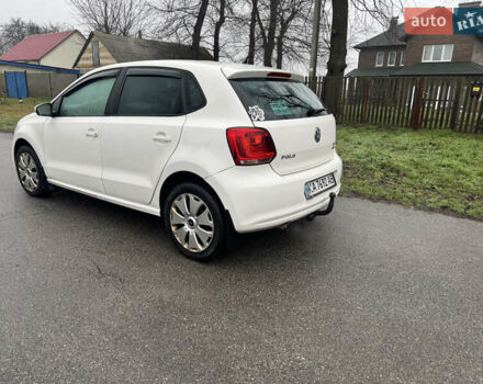 Белый Фольксваген Поло, объемом двигателя 1.6 л и пробегом 320 тыс. км за 6000 $, фото 3 на Automoto.ua