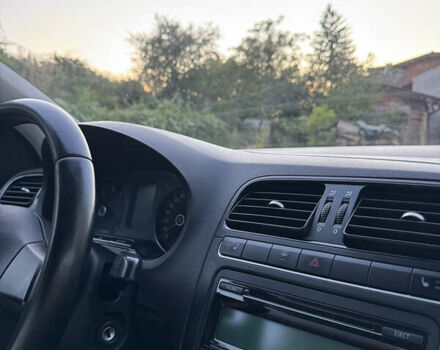 Білий Фольксваген Поло, об'ємом двигуна 1.39 л та пробігом 142 тис. км за 9000 $, фото 11 на Automoto.ua