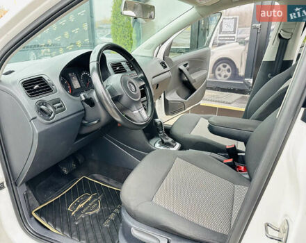 Белый Фольксваген Поло, объемом двигателя 1.4 л и пробегом 176 тыс. км за 7900 $, фото 12 на Automoto.ua