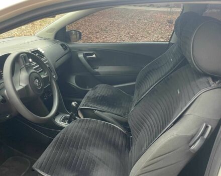 Белый Фольксваген Поло, объемом двигателя 1.2 л и пробегом 243 тыс. км за 5700 $, фото 10 на Automoto.ua