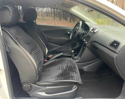 Белый Фольксваген Поло, объемом двигателя 1.2 л и пробегом 243 тыс. км за 5700 $, фото 14 на Automoto.ua