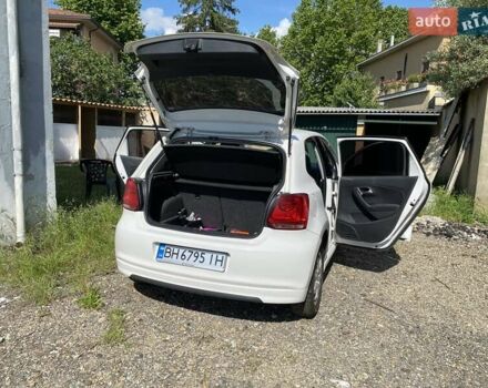 Белый Фольксваген Поло, объемом двигателя 1.2 л и пробегом 170 тыс. км за 6700 $, фото 1 на Automoto.ua