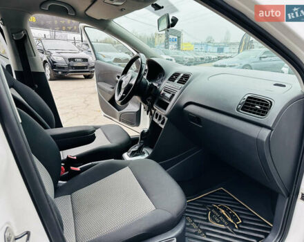 Белый Фольксваген Поло, объемом двигателя 1.4 л и пробегом 176 тыс. км за 7900 $, фото 22 на Automoto.ua