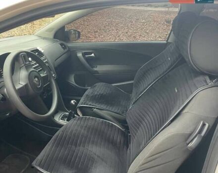 Белый Фольксваген Поло, объемом двигателя 1.2 л и пробегом 243 тыс. км за 5700 $, фото 10 на Automoto.ua