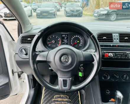 Белый Фольксваген Поло, объемом двигателя 1.4 л и пробегом 176 тыс. км за 7900 $, фото 26 на Automoto.ua