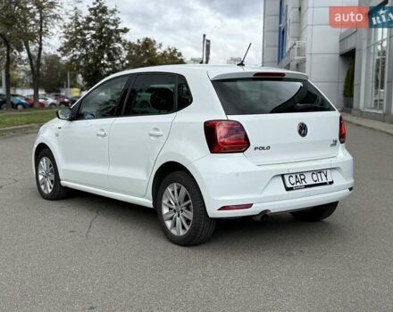 Білий Фольксваген Поло, об'ємом двигуна 1.2 л та пробігом 132 тис. км за 8300 $, фото 4 на Automoto.ua