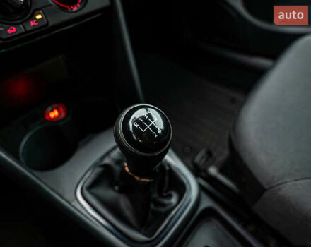 Белый Фольксваген Поло, объемом двигателя 1.2 л и пробегом 180 тыс. км за 6123 $, фото 14 на Automoto.ua