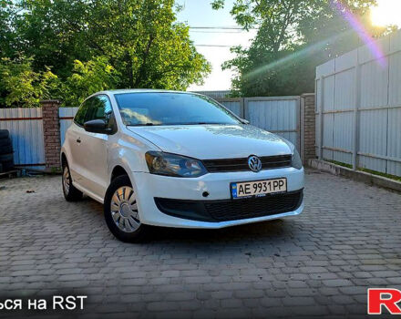 Белый Фольксваген Поло, объемом двигателя 1.2 л и пробегом 259 тыс. км за 5200 $, фото 3 на Automoto.ua