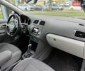 Білий Фольксваген Поло, об'ємом двигуна 1.2 л та пробігом 132 тис. км за 8300 $, фото 11 на Automoto.ua