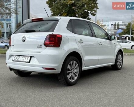 Білий Фольксваген Поло, об'ємом двигуна 1.2 л та пробігом 132 тис. км за 8300 $, фото 6 на Automoto.ua