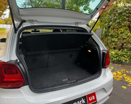 Белый Фольксваген Поло, объемом двигателя 1.2 л и пробегом 238 тыс. км за 9490 $, фото 7 на Automoto.ua