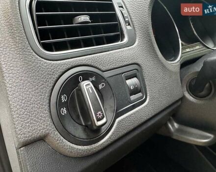 Белый Фольксваген Поло, объемом двигателя 1.2 л и пробегом 238 тыс. км за 9490 $, фото 10 на Automoto.ua