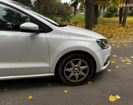 Белый Фольксваген Поло, объемом двигателя 1.2 л и пробегом 238 тыс. км за 9490 $, фото 4 на Automoto.ua