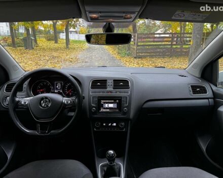 Белый Фольксваген Поло, объемом двигателя 1.2 л и пробегом 238 тыс. км за 9490 $, фото 24 на Automoto.ua