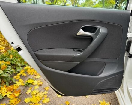 Белый Фольксваген Поло, объемом двигателя 1.2 л и пробегом 238 тыс. км за 9490 $, фото 22 на Automoto.ua