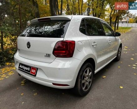 Белый Фольксваген Поло, объемом двигателя 1.2 л и пробегом 238 тыс. км за 9490 $, фото 4 на Automoto.ua