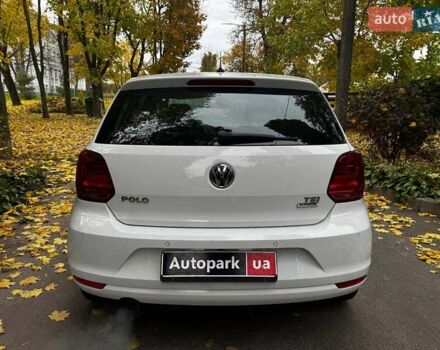 Белый Фольксваген Поло, объемом двигателя 1.2 л и пробегом 238 тыс. км за 9490 $, фото 6 на Automoto.ua