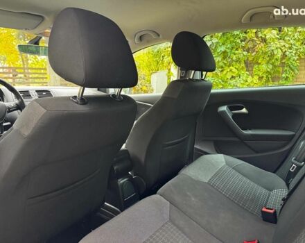 Белый Фольксваген Поло, объемом двигателя 1.2 л и пробегом 238 тыс. км за 9490 $, фото 23 на Automoto.ua