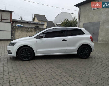 Белый Фольксваген Поло, объемом двигателя 1.4 л и пробегом 123 тыс. км за 10500 $, фото 2 на Automoto.ua