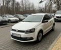 Белый Фольксваген Поло, объемом двигателя 1.2 л и пробегом 198 тыс. км за 5799 $, фото 1 на Automoto.ua
