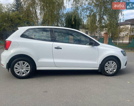 Білий Фольксваген Поло, об'ємом двигуна 1.2 л та пробігом 240 тис. км за 5800 $, фото 7 на Automoto.ua